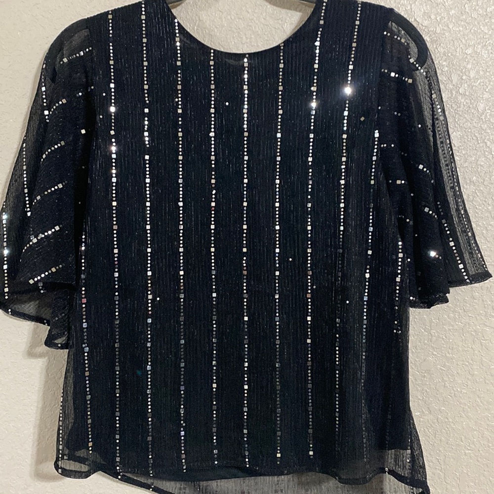 Sweet Rain black flashy top round neck back bow size large